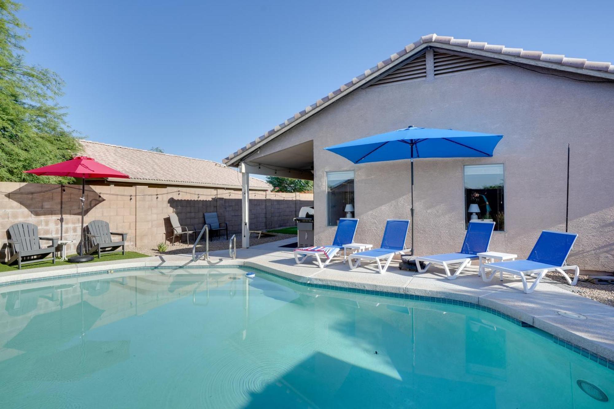 Sunny Surprise Getaway With Private Yard And Pool别墅 外观 照片